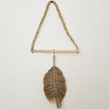 RAFFIA LEAF WALL HANGING