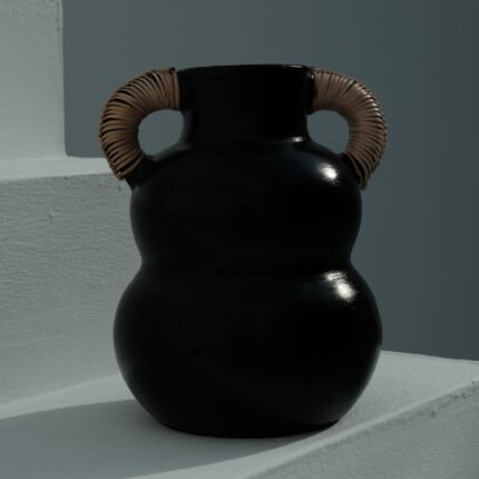 DARINA VASE| BLACK